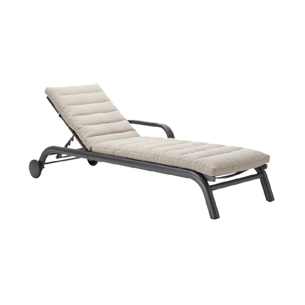 Modern Outdoor Lounge Chair with Cushioned Seat